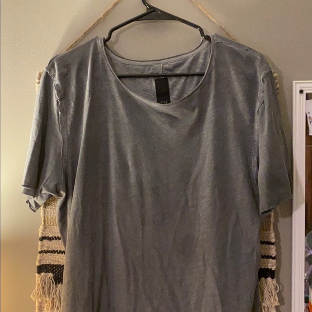 Thin Krom large tee